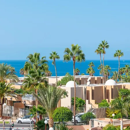 Daire 320 Bright Accommodation, Sea View, Wi Fi And Pool Playa de las Américas